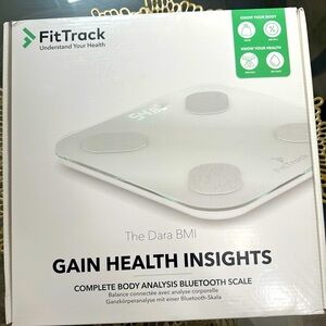 NWT FitTrack Dara Scale